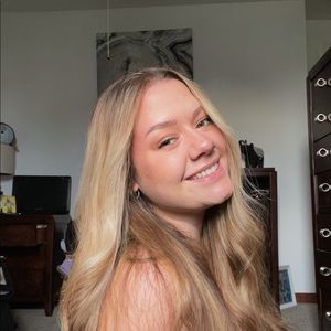 Meet your Posher, Ashley